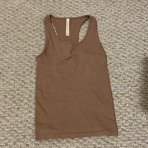 Babaton brown tank - Picture 1 of 3
